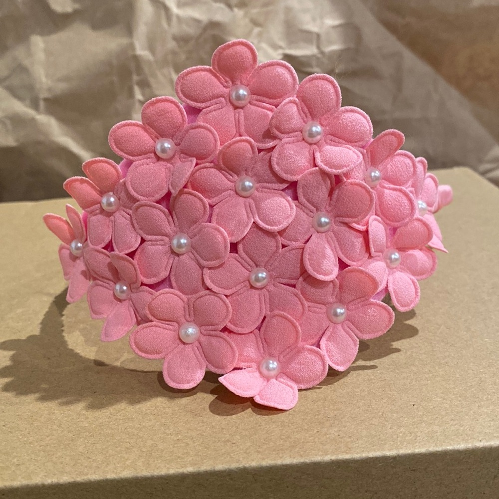 Girls handmade headband, pink with pearls.